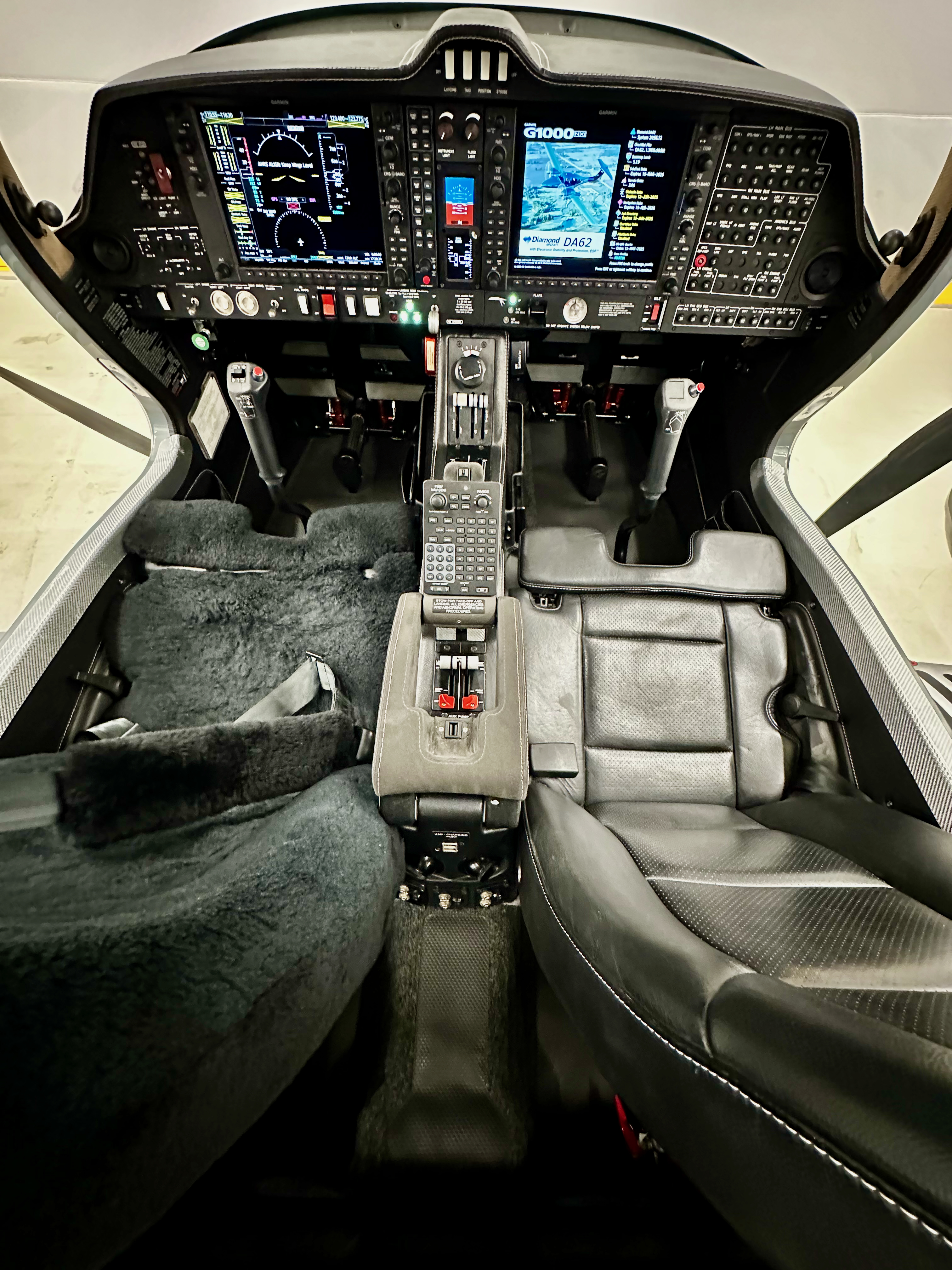 Diamond Aircraft DA62 Year 2022, s/n 62.187, photo 9