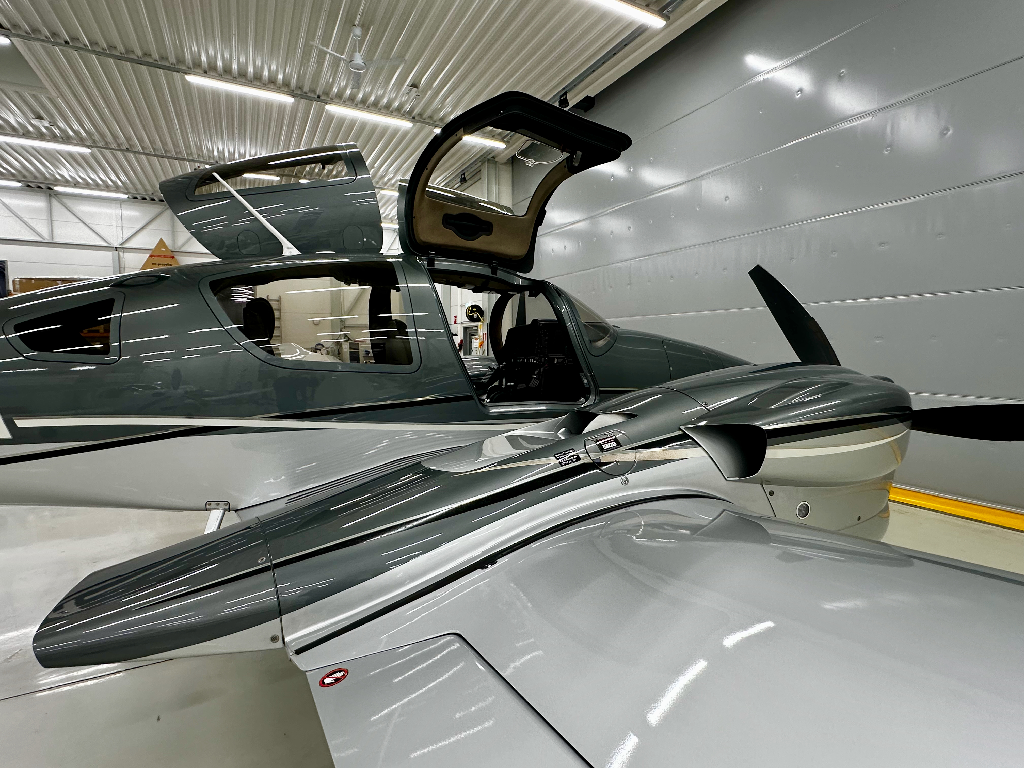 Diamond Aircraft DA62 Year 2022, s/n 62.187, photo 23