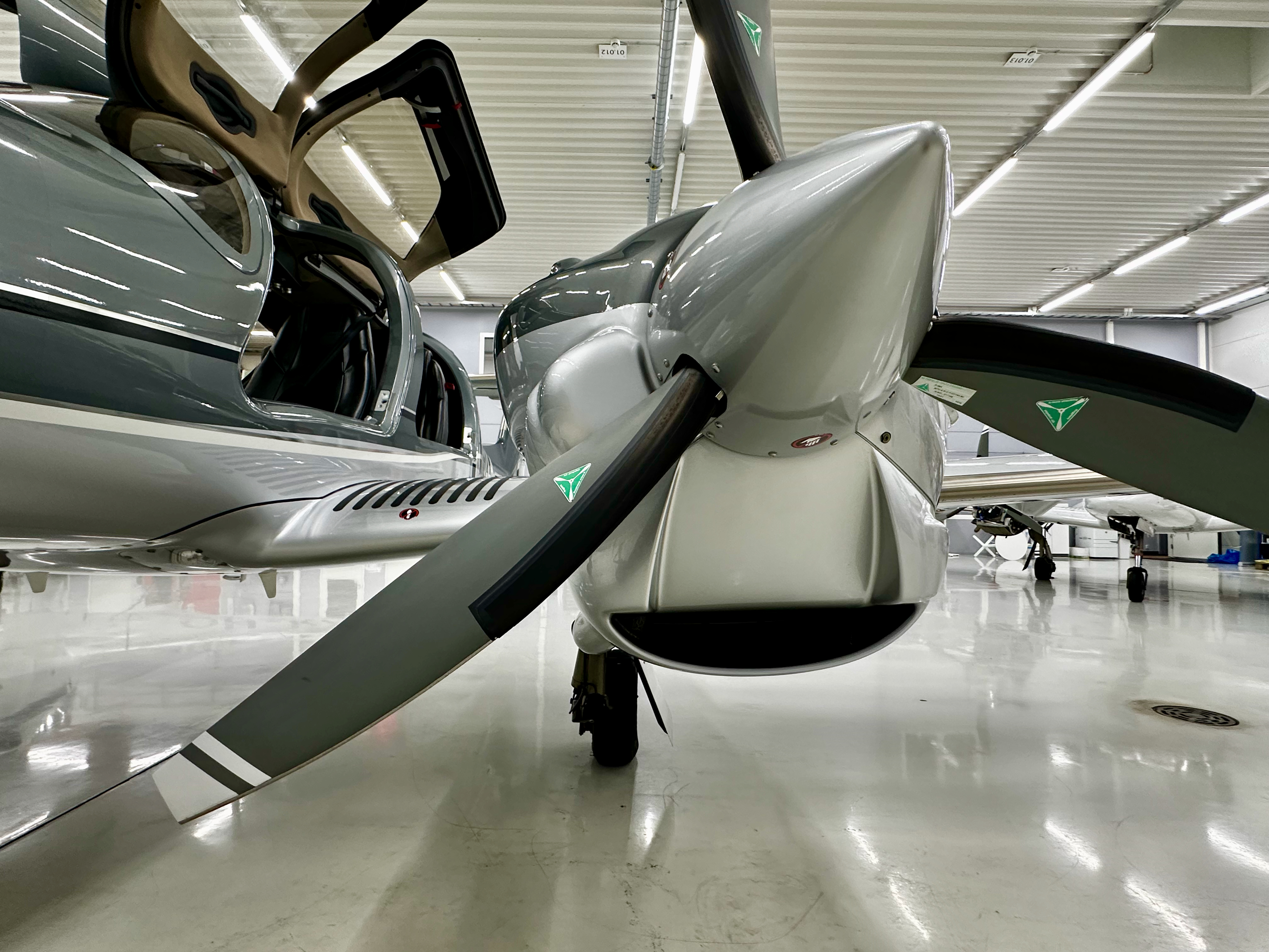 Diamond Aircraft DA62 Year 2022, s/n 62.187, photo 31