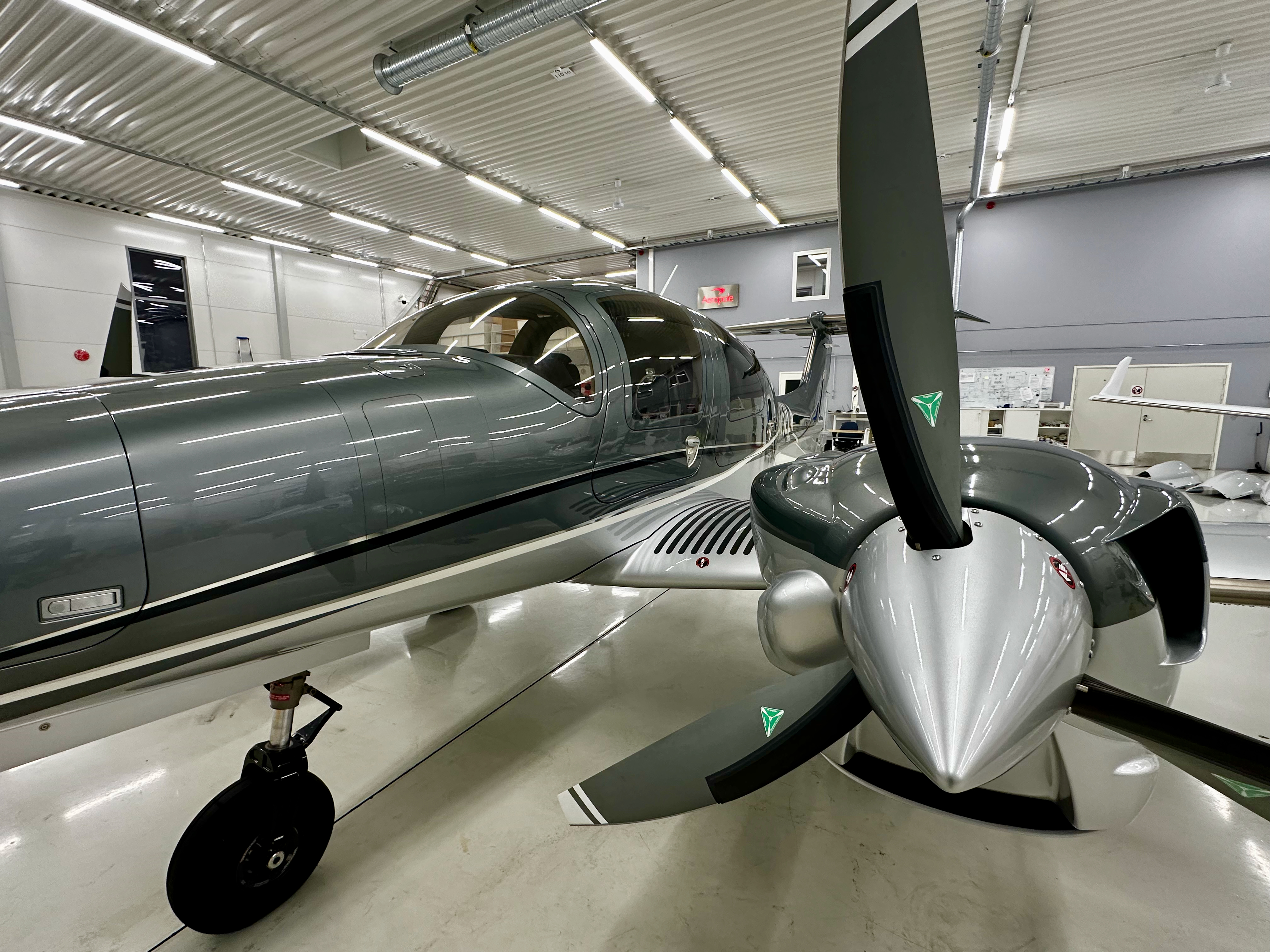 Diamond Aircraft DA62 Year 2022, s/n 62.187, photo 37