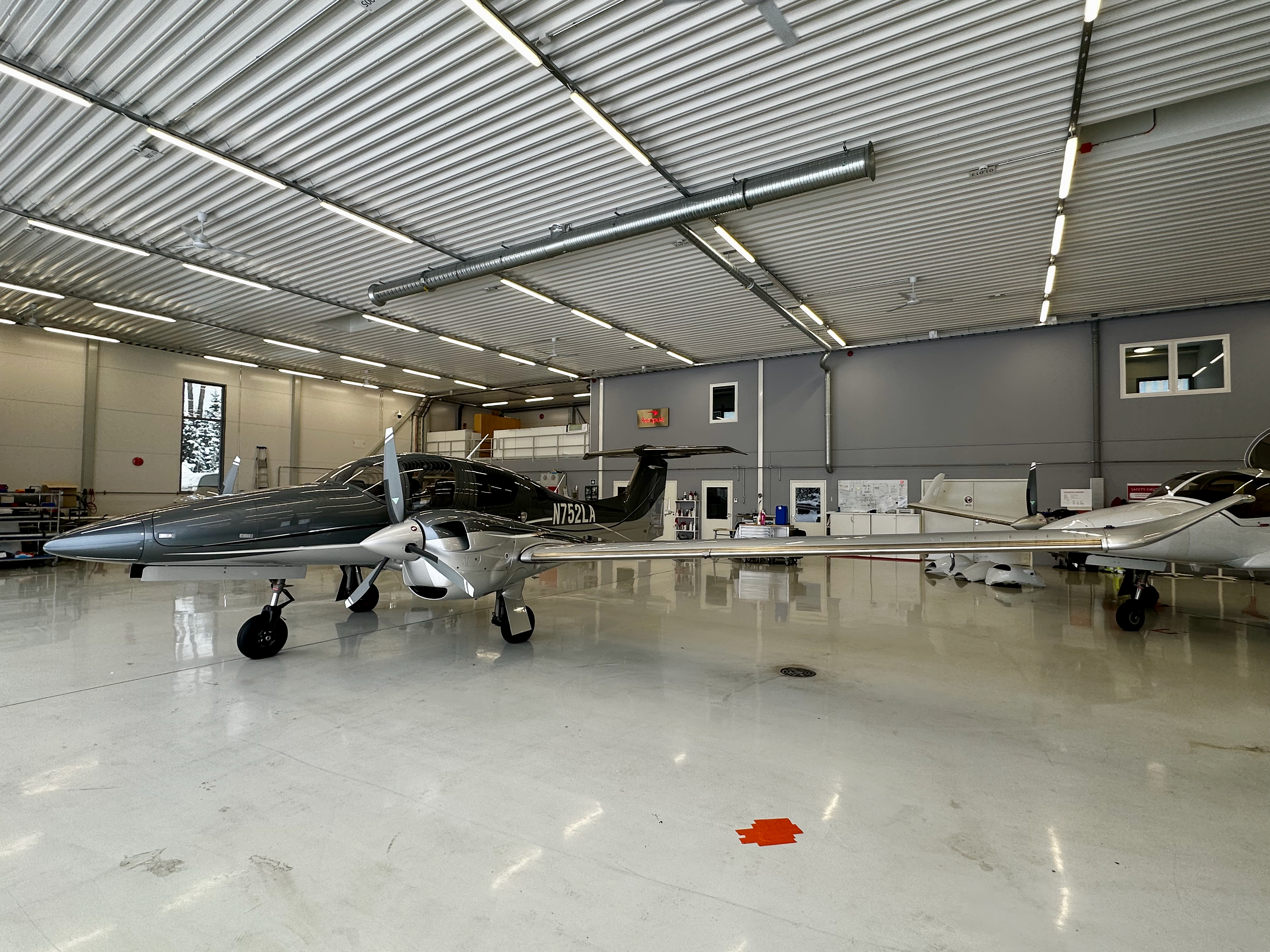 Diamond Aircraft DA62 Year 2022, s/n 62.187, photo 47
